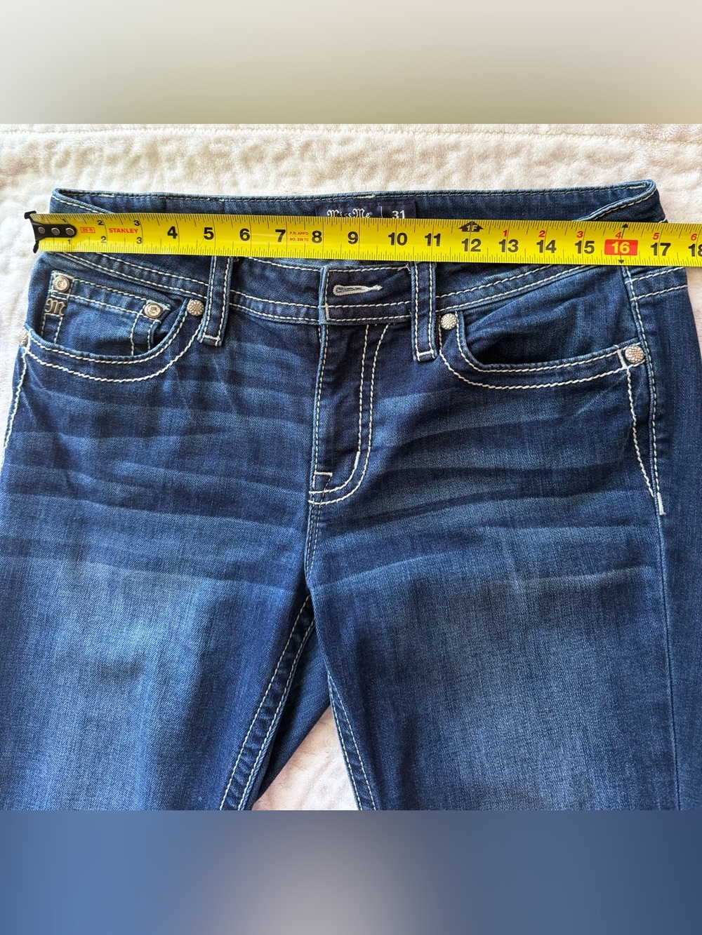 Miss Me Mid-Rise Bootcut Jeans Women’s Size 31 Dark Wash - Picture 10 of 14